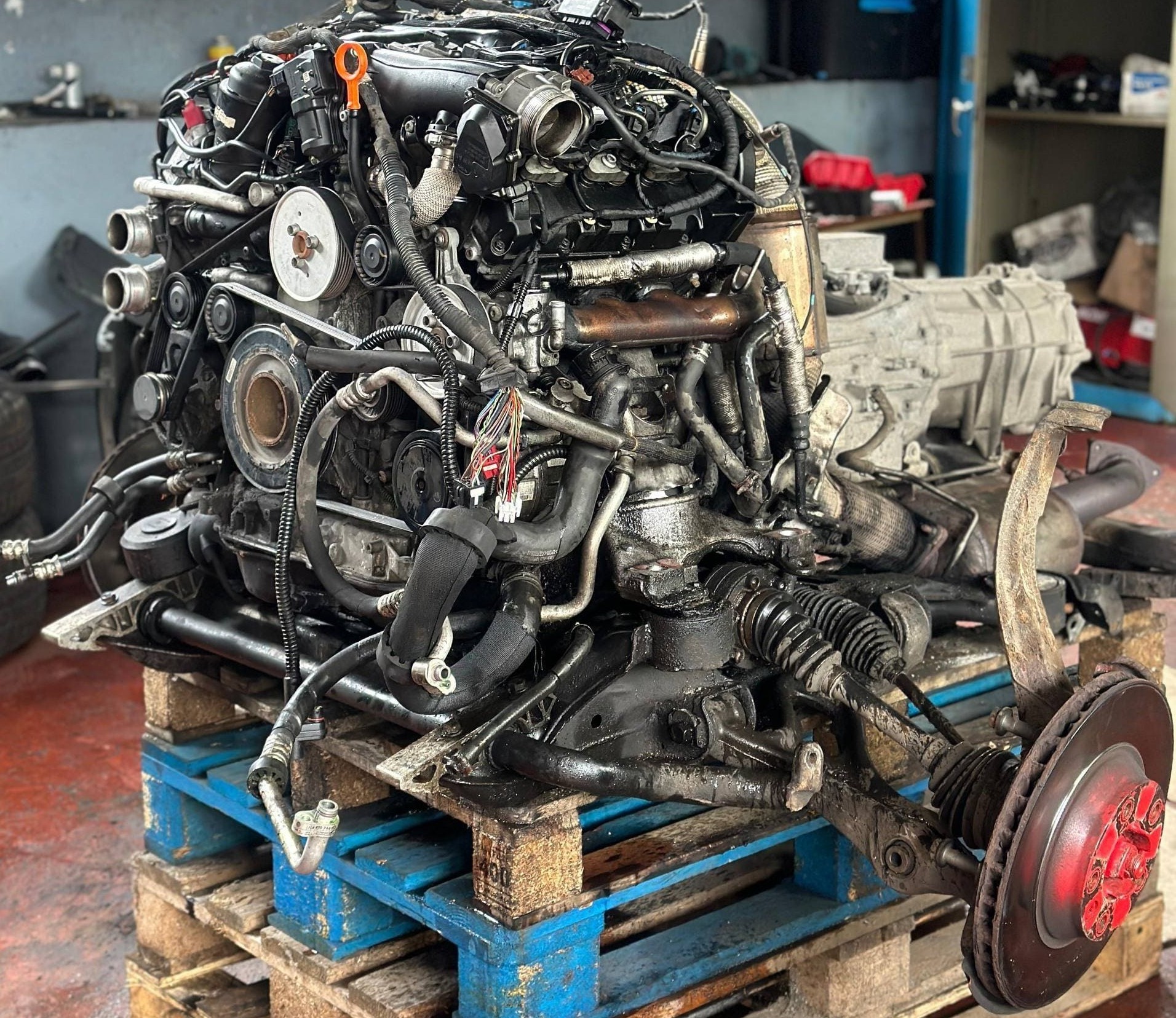 Werkplaats van Layan Garage BV in Beveren-Waas